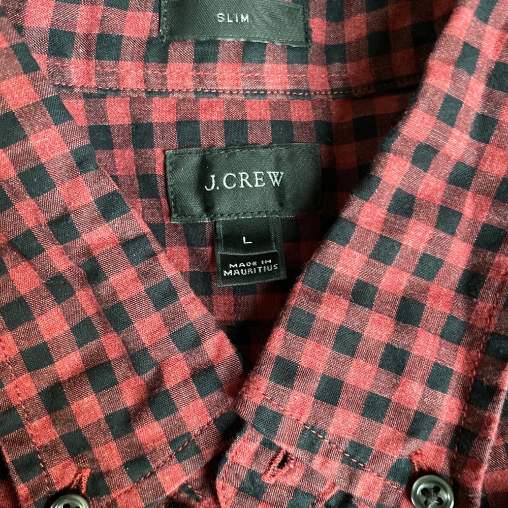 Slim fit plaid dress shirt